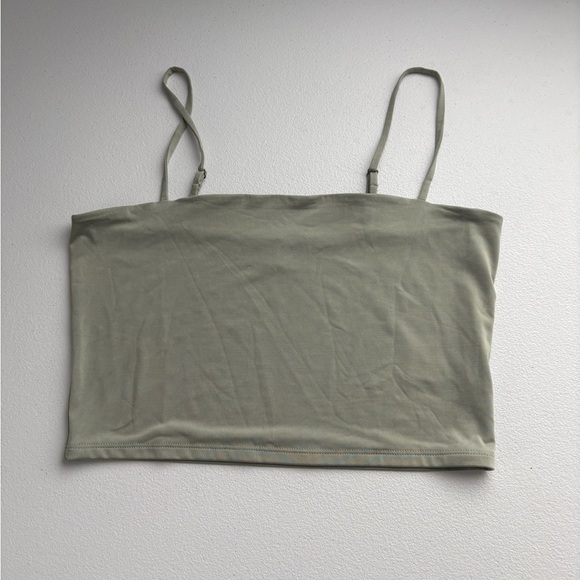 Express Tops - Express Sage Green Cropped Camisole with Spaghetti Straps and Fitted Style‎